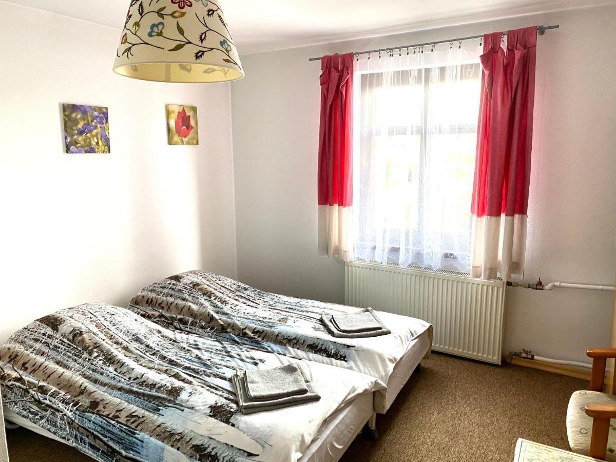 Dom Nad Krutynia Apartman Ukta Kültér fotó