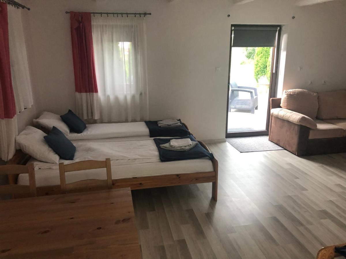 Dom Nad Krutynia Apartman Ukta Kültér fotó